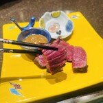 博多小皿鉄板 べっぴんしゃん - 佐賀なかむら牛（雌牛）