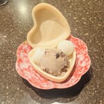 博多小皿鉄板 べっぴんしゃん - 小倉アイスと白玉のもなか