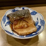 居酒屋勢人 - お通し：サバの味噌煮
