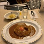 Indean kare - インデアンカレー、ご飯少なめ、タマゴ入り