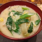 傳 - [2024年2月　訪問]猪肉の粕汁。猪肉の脂身の華やかな旨味とたっぷり野菜の優しい味わいが最高。