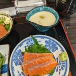 ごはん処 百彩 - 刺し身と茶碗蒸し