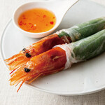 Red shrimp and perilla spring rolls