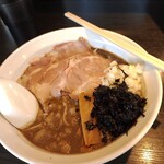 弘明寺丿貫 - 極濃背脂煮干蕎麦1150円