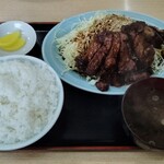 とん亭 - 