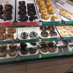 Krispy Kreme DOUGHNUTS - 