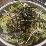 Shichirin Yakiniku Ananasa Kusaro Kkuten - サラダ