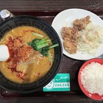 Koko Ichibanya - カレー担々麺¥890込　ゴマと花椒が効いていて美味かった