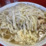 ラーメン二郎 - ぶたラーメン（700円）、ニンニクコール