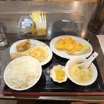 栄吉飯店 - 