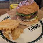 CRUZ BURGERS & CRAFT BEERS - 