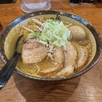 Menya Tsukushi - 味噌チャーシュー煮玉子ラーメン