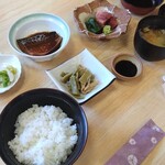 Kappou Kushida - さば味噌煮とまぐろブツ定食　990円（ごはん普通）