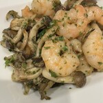 Neo Bistro 楽道 - エビのプルギニョンバターソテー