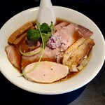 中華蕎麦 ごとう - チャーシュー麺(醤油)