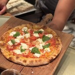 ザ ピッツァバー ON 38TH - 