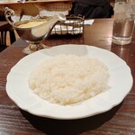 Kyui Bonnu - 【シーフードカレー】(¥1550)+【ゴーダチーズ】(¥300)