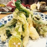 三献 - 山菜の天ぷら