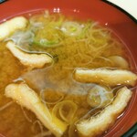 アスレチッタ蒲田　ガーデンサウナ　レストラン - 味噌汁