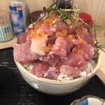 Gyoshouya - たっぷり海鮮みぞれどーん(丼)のアップ