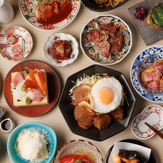 定番名物からローカルな屋台飯まで自慢の料理に舌鼓♪