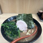 横浜ラーメン 武蔵家 御茶ノ水店 - 