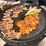 赤坂韓国料理・焼肉 兄夫食堂 - 