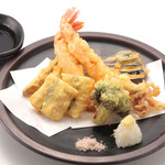 Toukyousushi Itamae Sushi - 天麩羅の盛り合わせ