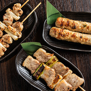 焼き鳥や海鮮焼きもおすすめ！お酒が進む絶品メニューが勢揃い