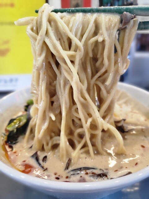たんたんめん ワイキキでお腹が空いたらえぞ菊の担々麺、中華ラーメンはいかが