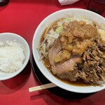 ブタギドラ 豚まぜそば×豚ラーメン - 