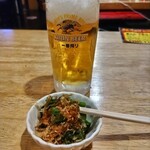 三ちょうめ。 - 料理写真:煮込み＆2杯セット　1800円　生ビールと小鉢