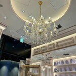 LE SALON DE NINA'S - 店内