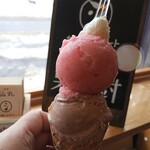 果林樹 - イチゴとチョコのダブルでミルクはサービスでいただきました