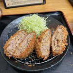 Tonkatsu Eichan - 白金豚ちゃんメンチカツ