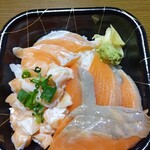 丼丸 d´Ome - サーモンづくし丼にサーモントッピング(^^)