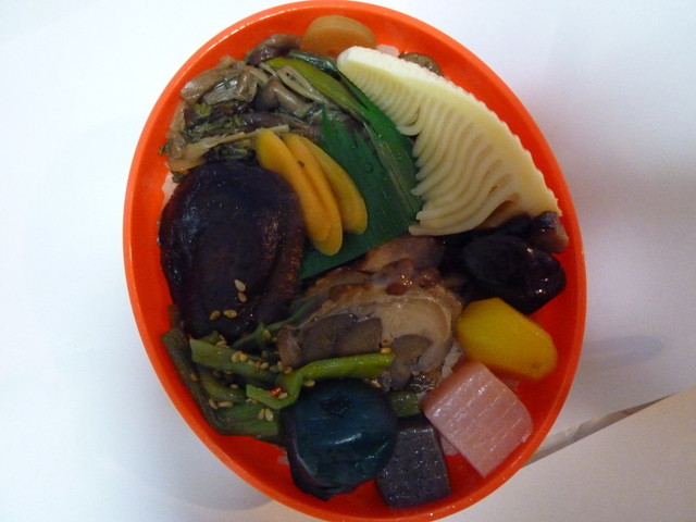 朝早くに本当に優しい駅弁 念願の 上州の朝がゆ 350円 を購入 そして名物の だるま弁当 1000円 も By なまらうまい 閉店 たかべん 高崎 ｊｒ 弁当 食べログ