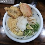 トウキョウライトブルー ホンゴウスリー - きまぐれ L.B. うどん（小）　710円