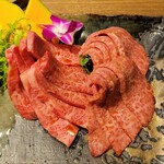 焼肉レストラン ロインズ - 