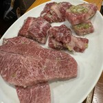 鳶牛 肉衛門 - 