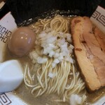 中華ソバ 伊吹 - 中華ソバ＋味玉・海苔