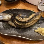 マグロと炉端 成る - 