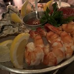 ロウリーズ・ザ・プライムリブ - シュリンプ