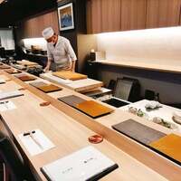 梅田 鮨 よこ田 - 