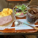 神戸にしむら珈琲店 - サラダセットにアイスコーヒー　