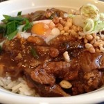 和レー屋 丁子 - 麻辣とビーフのあいがけ＋温玉