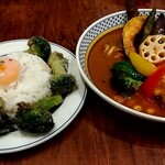 236595455 - チキンと野菜カレー