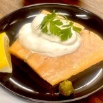 【平日13时以后!】三文鱼的韩式肉脍加芥末奶油套餐