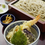 Odawara Uminosachi Yamanomegumi Ajinouotaka - お昼の人気NO２十割そばと天丼のセット