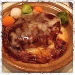 カフェ ウィーン - ハンバーグのチーズ焼き